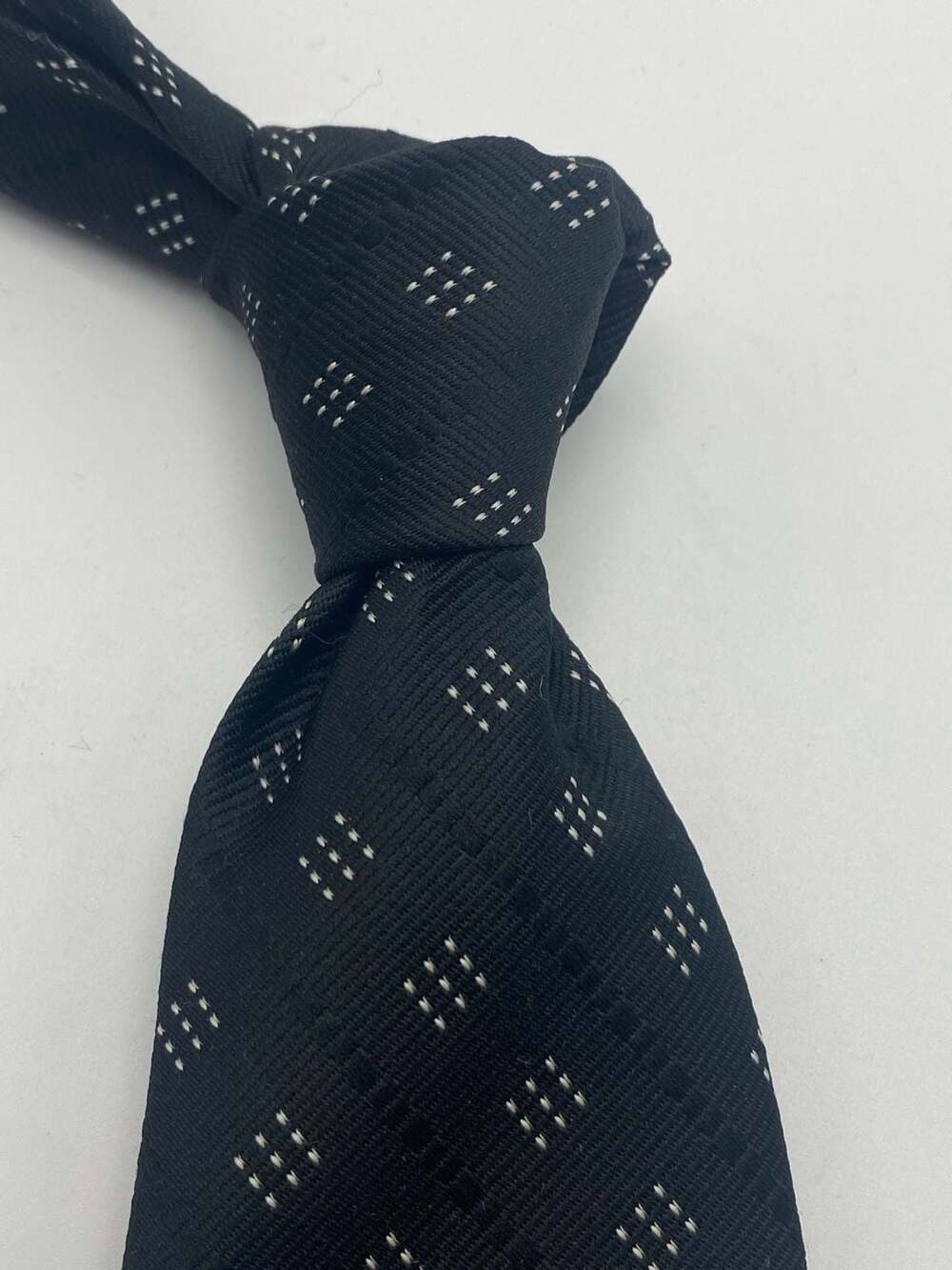 Superba Black Geometric Patterned Silk Tie